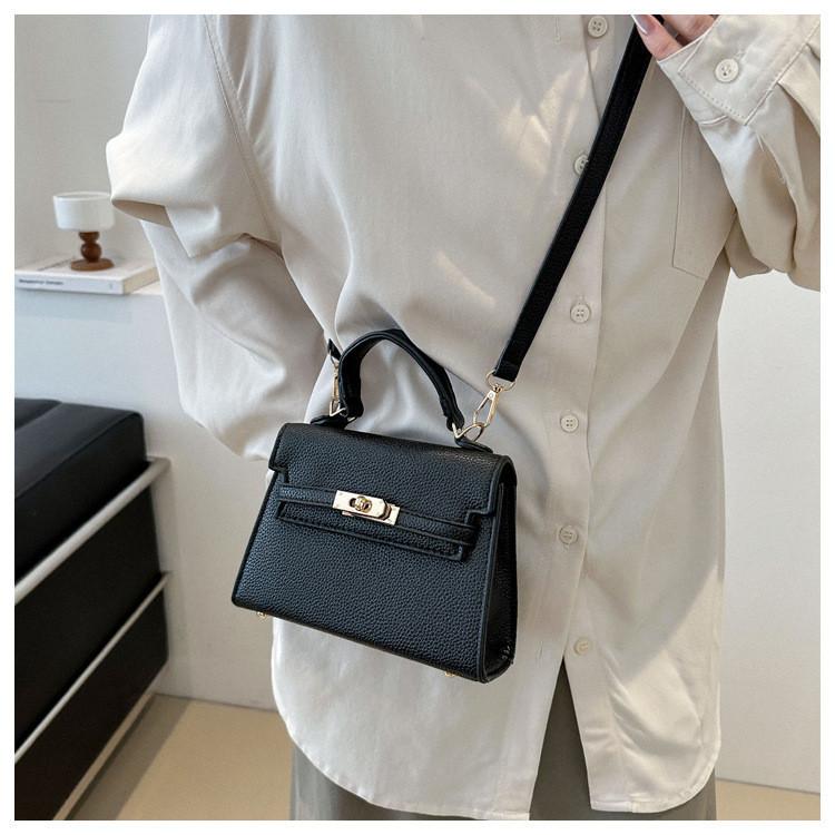 Retro Lässige Elegante Handtasche Damen 2024 Neue Koreanische Version Pendler Kleine Quadratische Tasche Mode Einzelne Umhängetasche