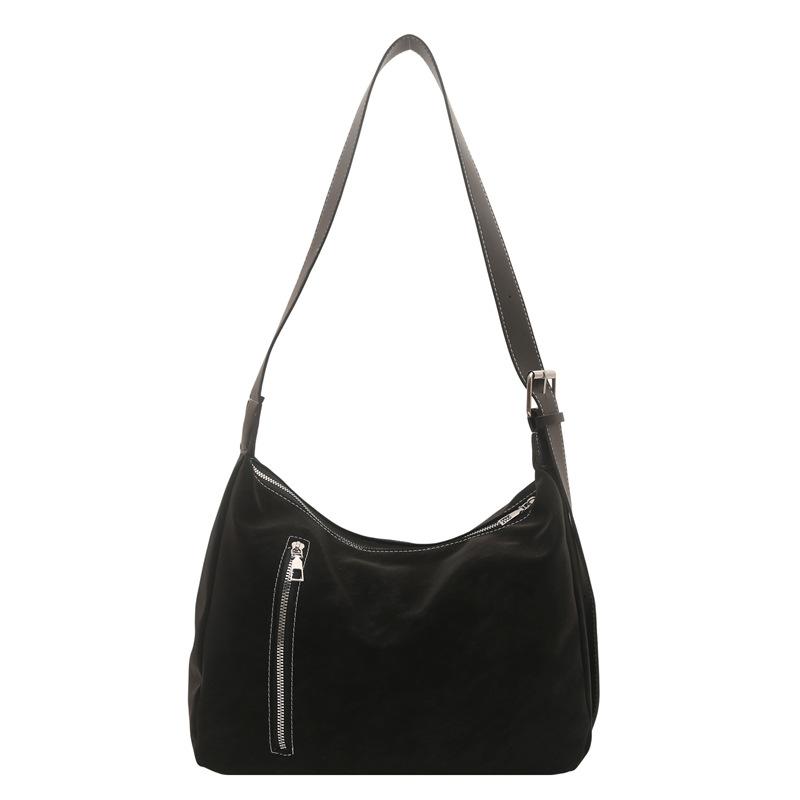Large Capacity Crossbody Bag with A Single Shoulder Strap for Daily Commuting, Bucket-shaped Tote Bag