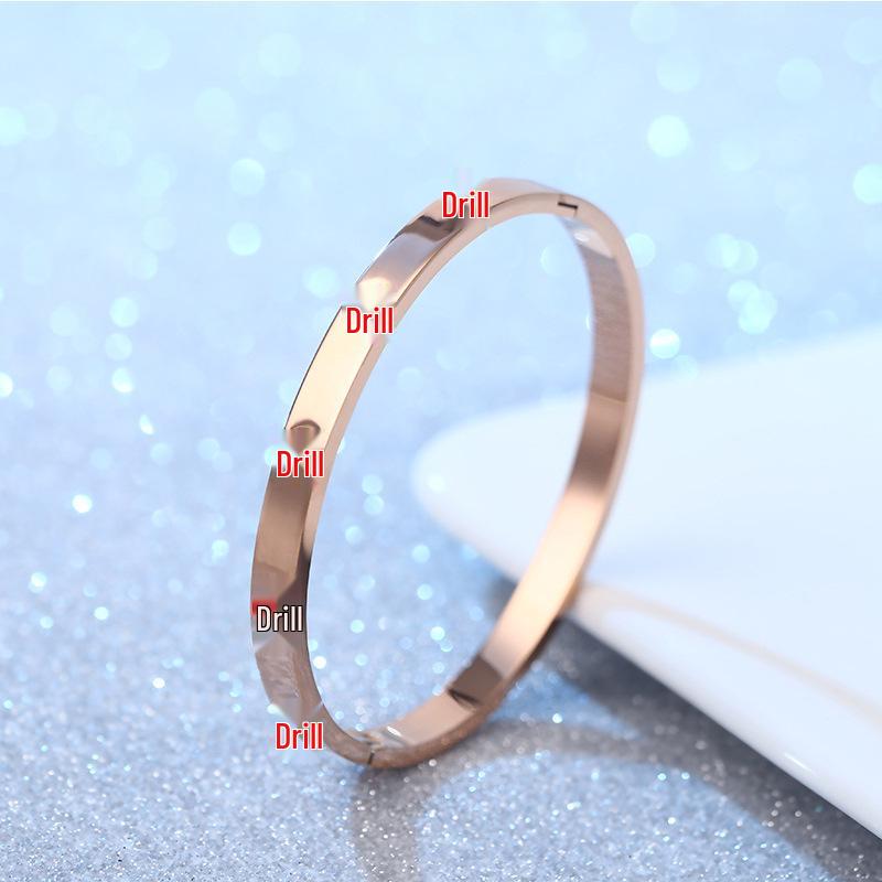 Rose Gold Titanium Steel Bracelet for Women: Light Luxury, Diamond Inlaid, Non-Fading, Fashionable, High-End European and American Style.