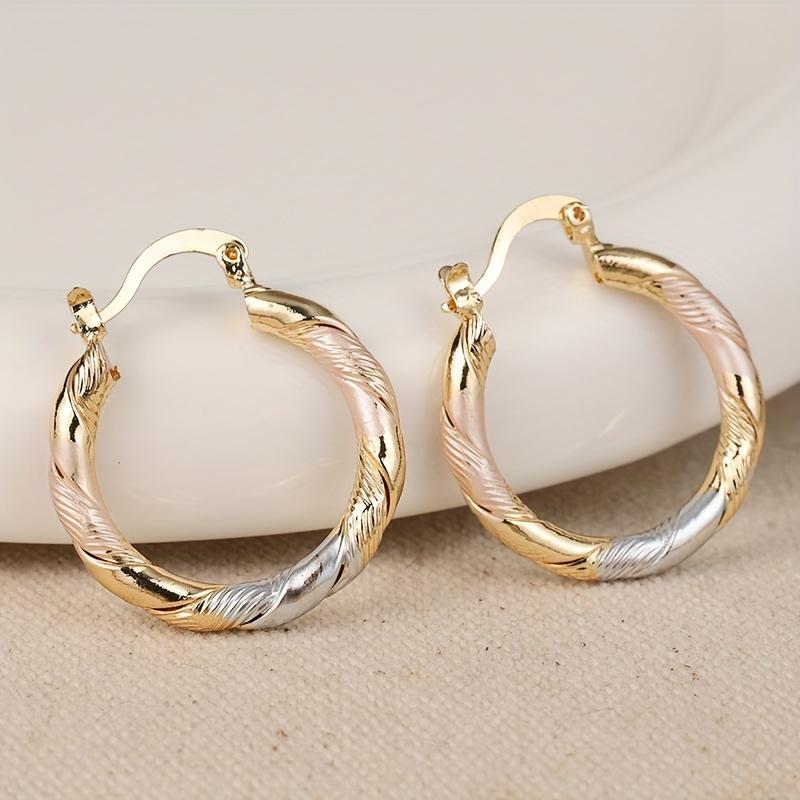 Classic Simple Hoop Earring for Women Gold Color Geometric Pattern Suit Various Occasions Metal Versatile Female Jewelry Gifts