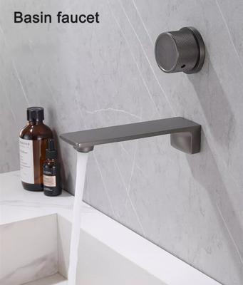 Badkamer en toilet – Bad- en douchekranen