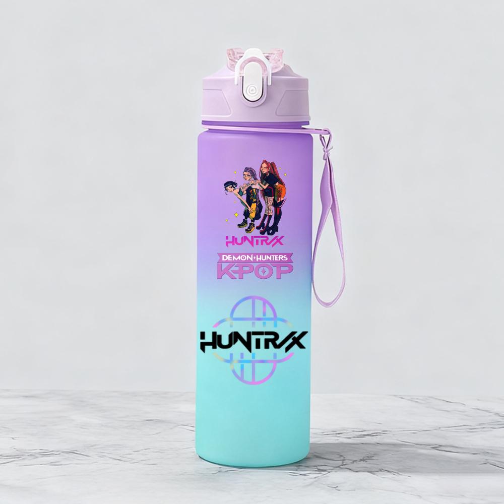 Demon Hunters Huntr Rumi Mira Zoey Jinu Celine Plastic Water Cup Pop Drinking Bottle School Huntrix Gourde ML KPOP X K 800 Kid Friendly Entertaining