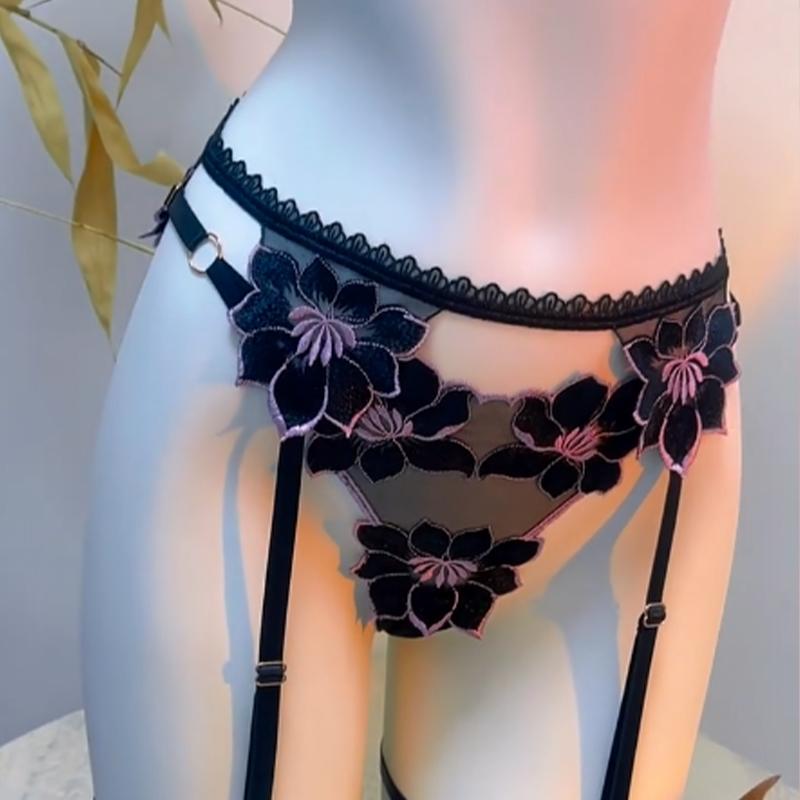 Erotic Lingerie Hot See-Through Embroidered Bra Female Large Size Passionate Temptation Sexy Panties Garter Three-Piece Suit