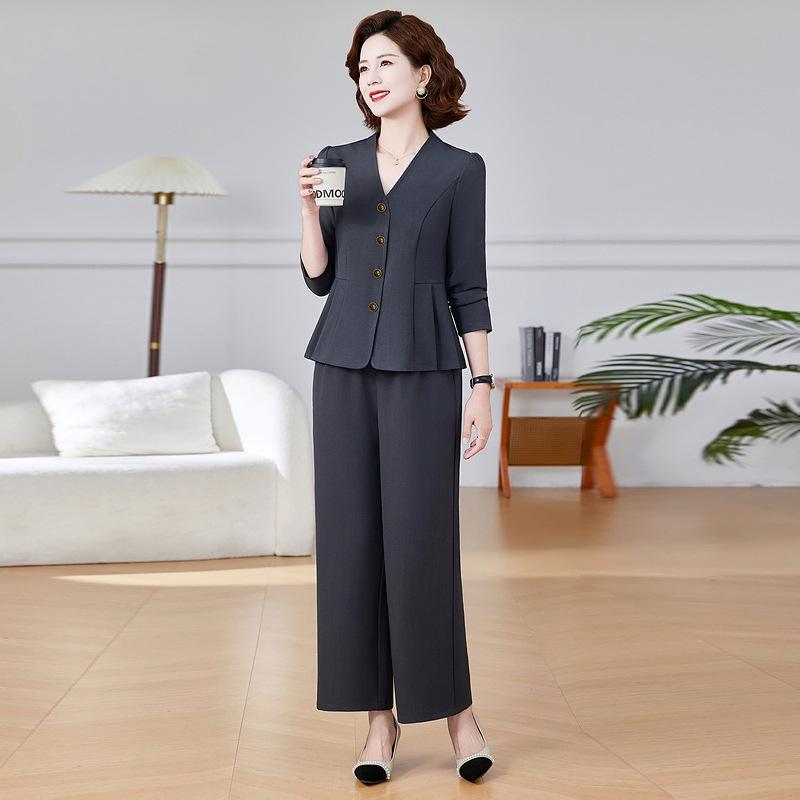 

Mom s 2025 Spring Stylish Two-Piece Suit for Middle-Aged and Elderly Women 4XL for 140-155 jin темно-сірий