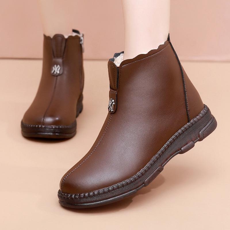 

Зимние женские туфли на плоской подошве из натуральной кожи, повседневные ботильоны, женские толстые плюшевые теплые зимние ботинки для мам, водонепроницаемые нескользящие ботинки 41 коричневый