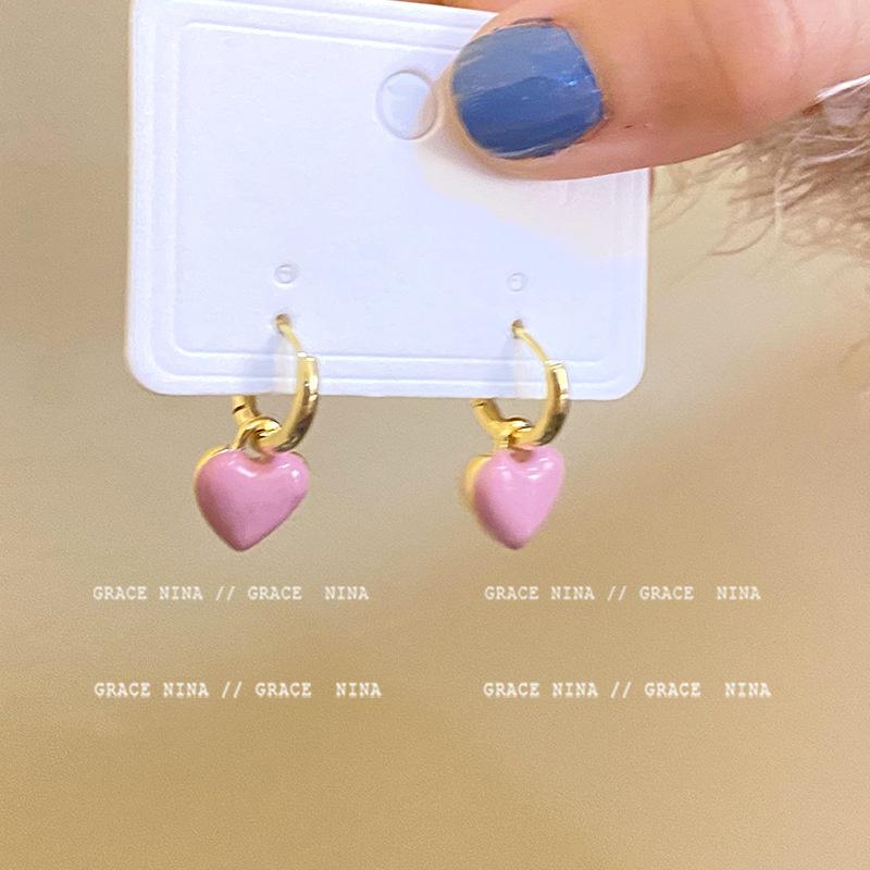 

2024 New ins Vintage Cute Pink Oil Dripping Heart Stud Earrigs For Women Girls Fashion Zircon Gift розовый