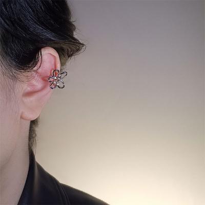 Kolczyki – Kolczyki typu "ear cuff"