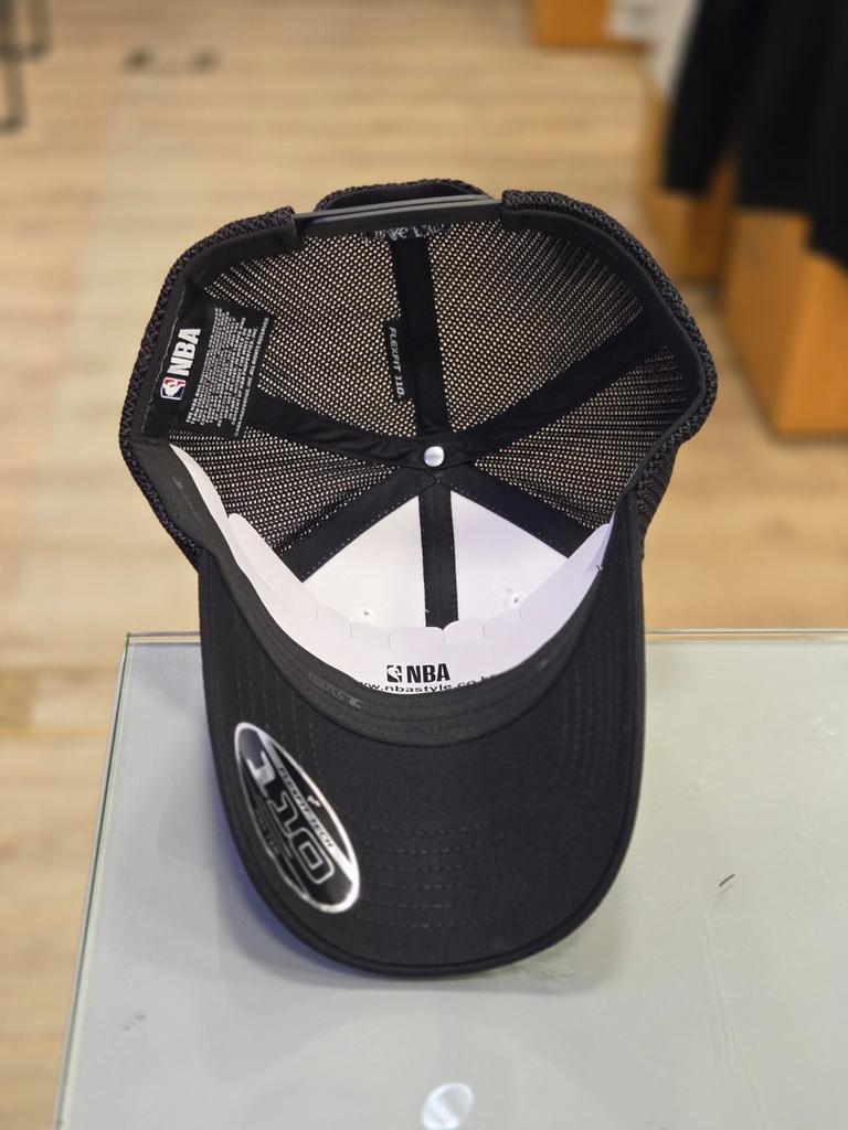 NBA Unisex Chicago Bulls Authentic Team Trucker Mesh Hard Ball Cap N255AP458P (19)