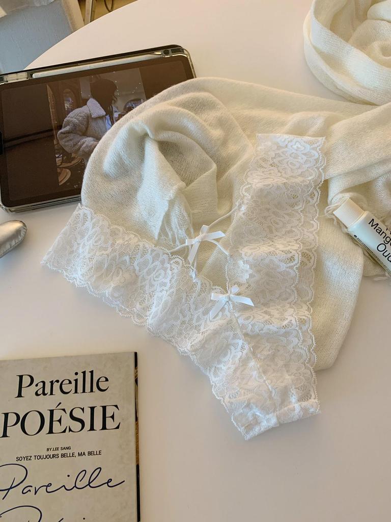 Women's Sexy Ultra-Thin Jacquard Lace Panties with Bowknot and Criss-Cross Straps - Mid-Waist Triangle Briefs