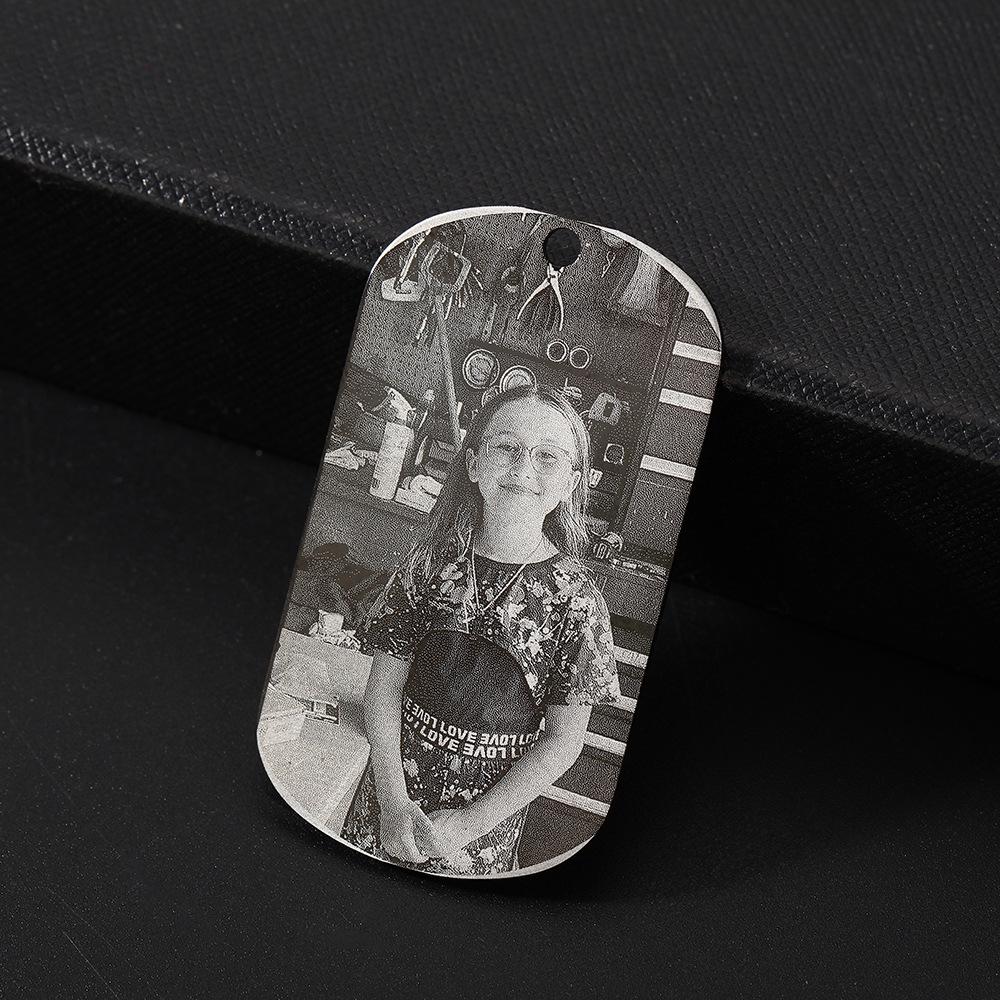 Double-Sided Engraved Rounded Rectangle Dog Tag Pendant Keychain for Long-Distance Relationships and Memorials