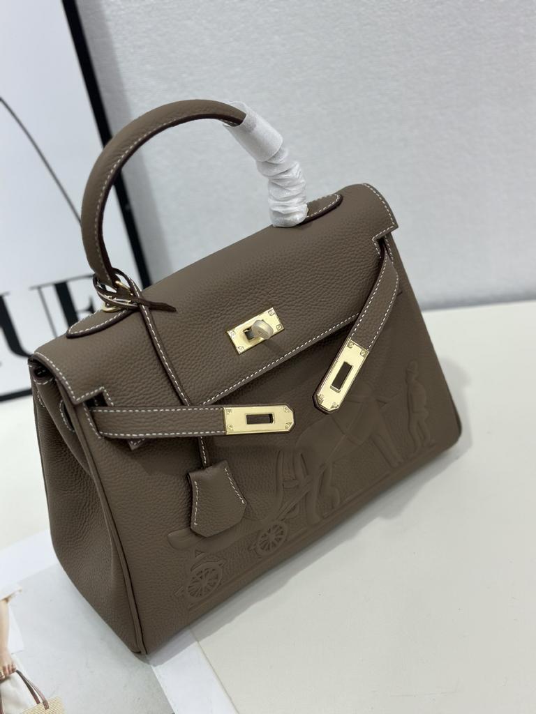 Geantă nouă pentru femei Matu în relief Geantă pentru femei cu umăr încrucișat cu un singur umăr în relief din piele