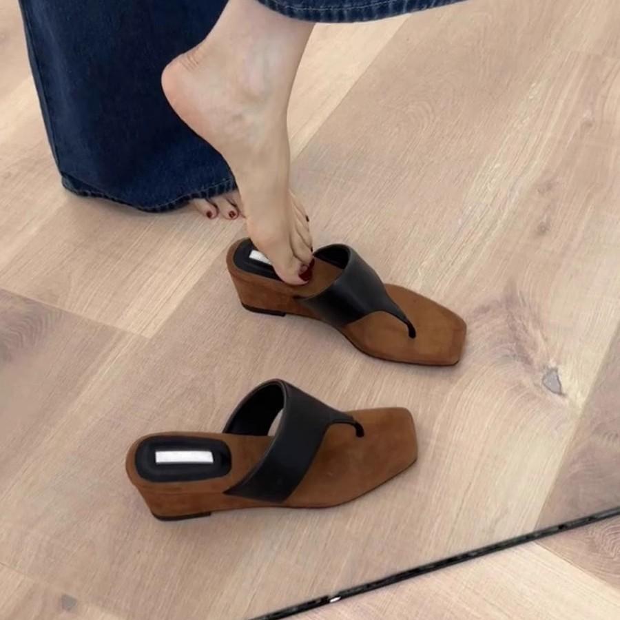 Soft Leather Version~ Thick-soled Heightened Flip-flops, Retro Minimalist Square Toe Cool Slippers, Women's Slope Heel Beach Shoes
