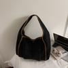 New Winter Corduroy Shoulder Bag Women Fashi Large Capacity Tote Handle Bag Comfortable and Versatile Texture Commuting Bag