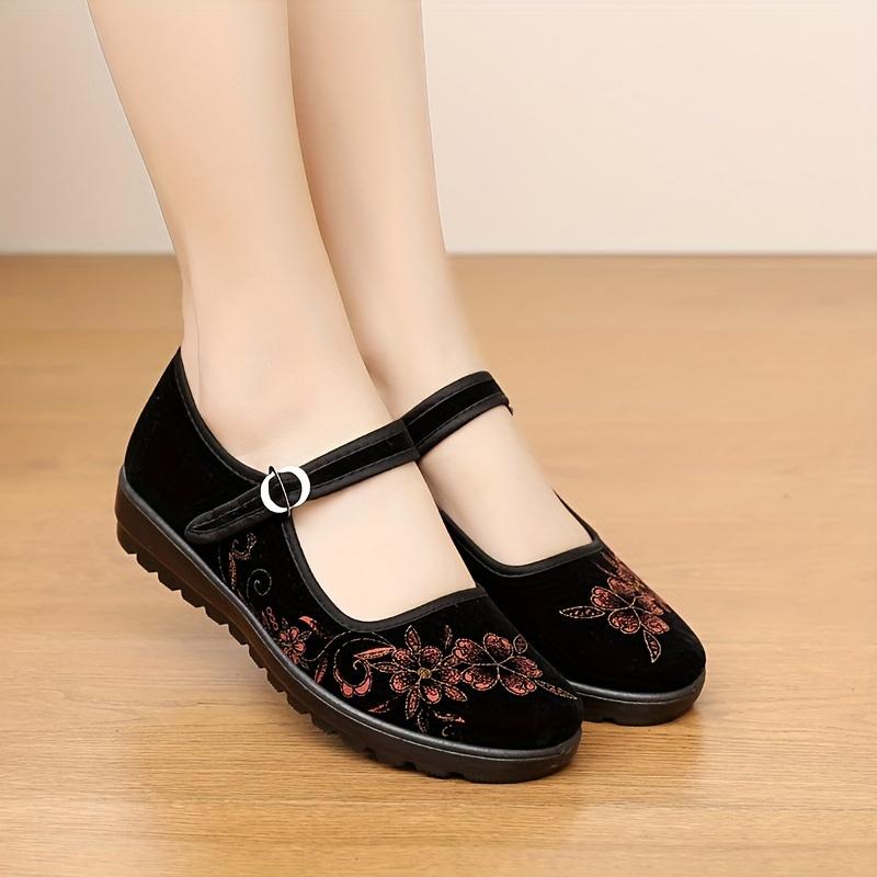 Women's Soft-Soled Non-Slip Casual Cloth Shoes for Middle-Aged and Elderly Flat-Soled Breathable Slip-On Mom Shoes for Seniors