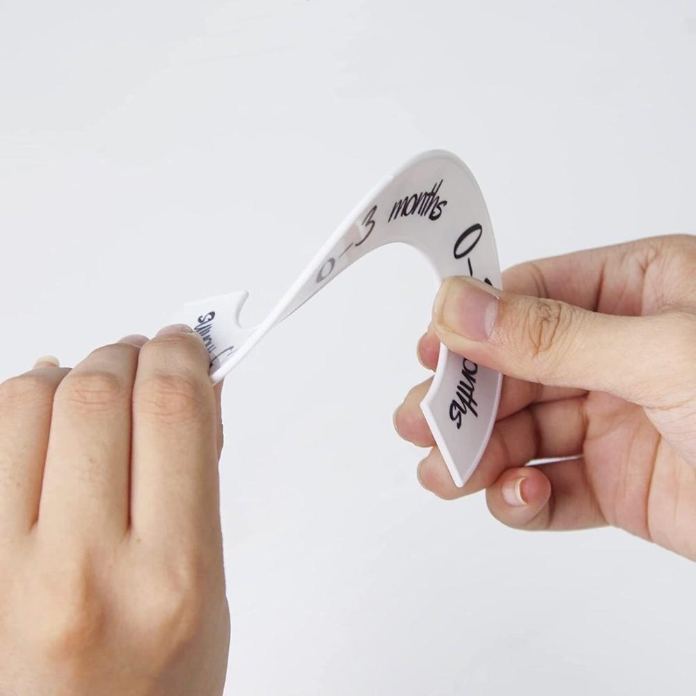 68/9Pcs Organizing Hangers Clothing Size Dividers DIY Craft Plastic Garment Labels 0-24 Months Round Size Tags Rings