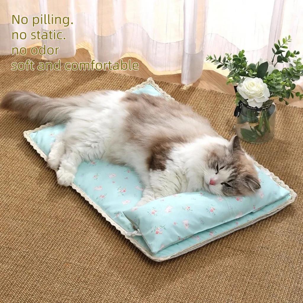 Portable Summer Cooling Mat for Dogs And Cats Waterproof Non-Slip Pet Bed Pad with Instant Cooling Technology