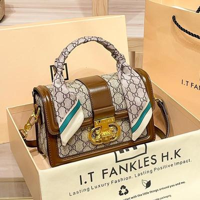 New Fashionable and Versatile High-end Casual Leather Single Shoulder Crossbody Small Square Bag Trend