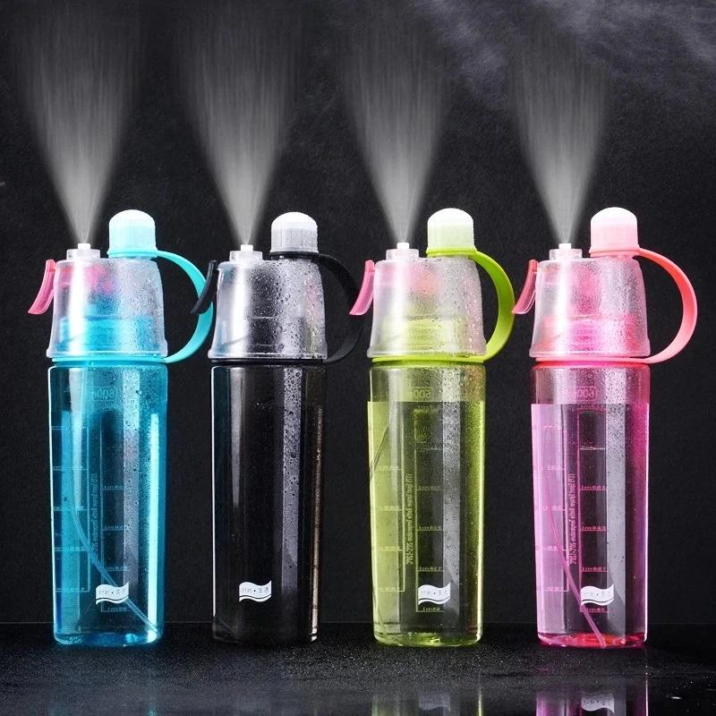 Bottiglia Spray Acqua 2 in 1 Tazza Portatile Rinfrescante per Idratazione per Sport all'Aperto Viaggi Campeggio Regalo Estivo per Appassionati di Fitness