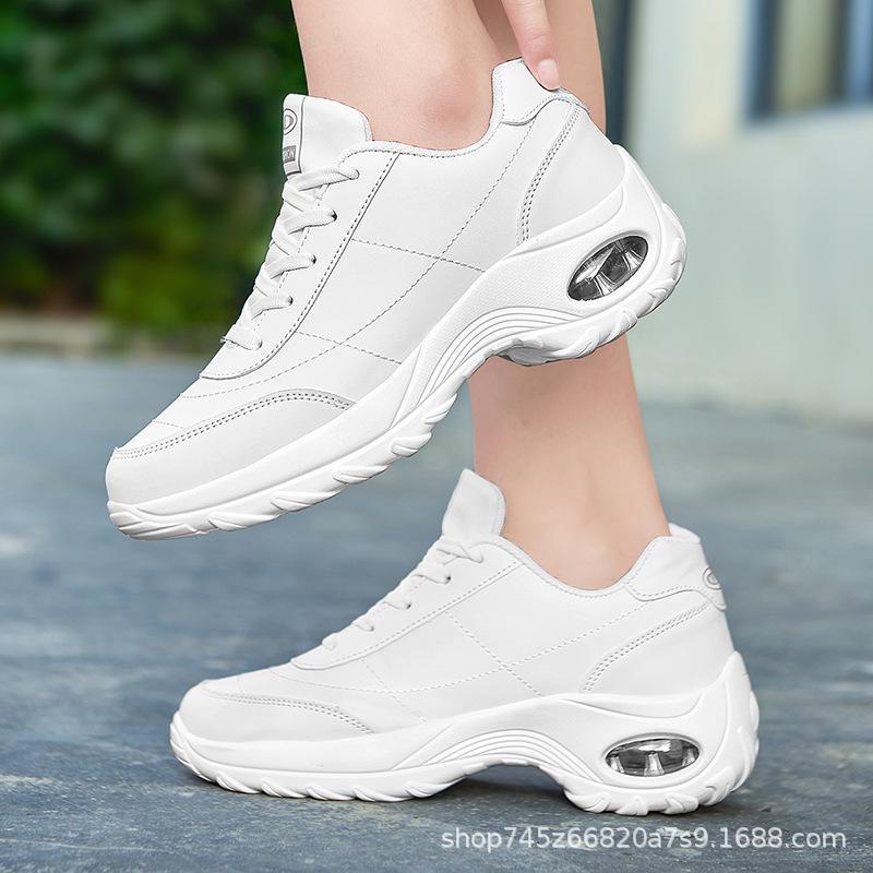 2024 Wasserdichte weiße Tanzschuhe aus Leder mit weicher Sohle für Damen und Herren – perfekt für Square- und Jazz-Dance im Freien im Herbst und Winter.