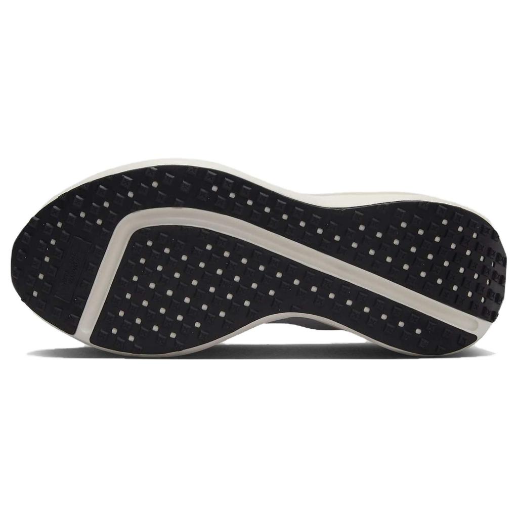 Nové dámské boty Nike Interact Run bílé, prachově kaktusové, černé, saturnově zlaté FD2292-101