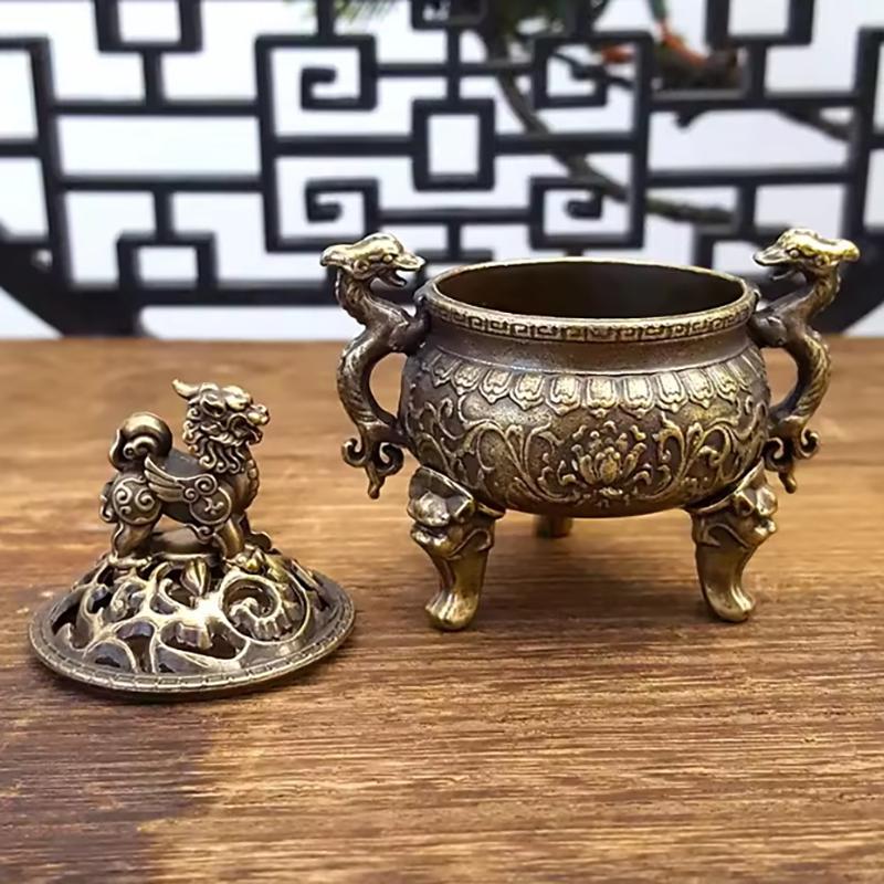 Vintage Alloy Incense Burner Stick Holder Three Legged Hollow Out Mini Sandalwood Incense Burner Tea Ceremony Home Decoration