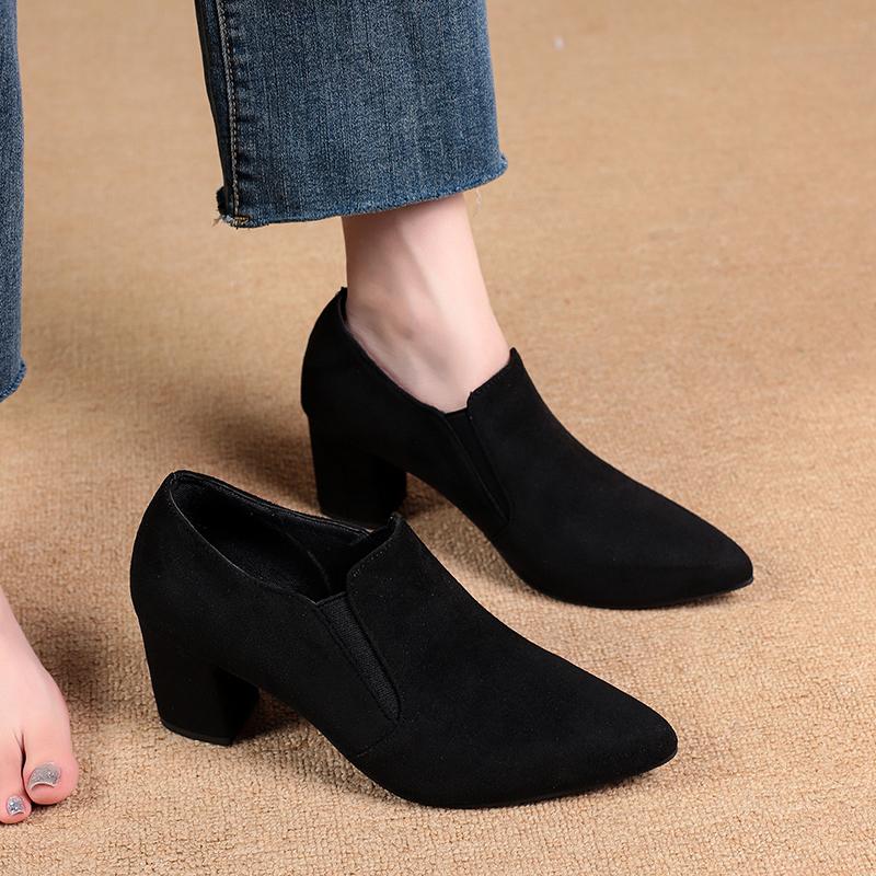 

Женские туфли на высоком каблуке с острым носком Элегантные лодочки Офисные замшевые туфли Женские 2025 Осенняя мода Массивные Платье Сексуальные Женские Кроссовки 35 чёрный
