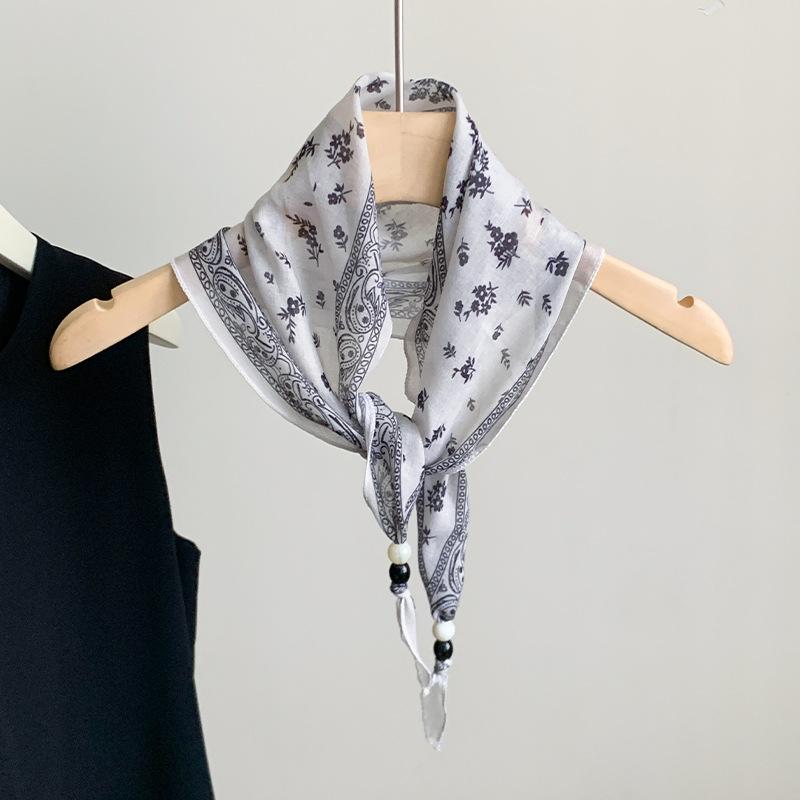 Hong Kong style retro versatile silk scarf fashion triangle scarf high sense elegant temperament accessories thin neck headscarf multi-purpose