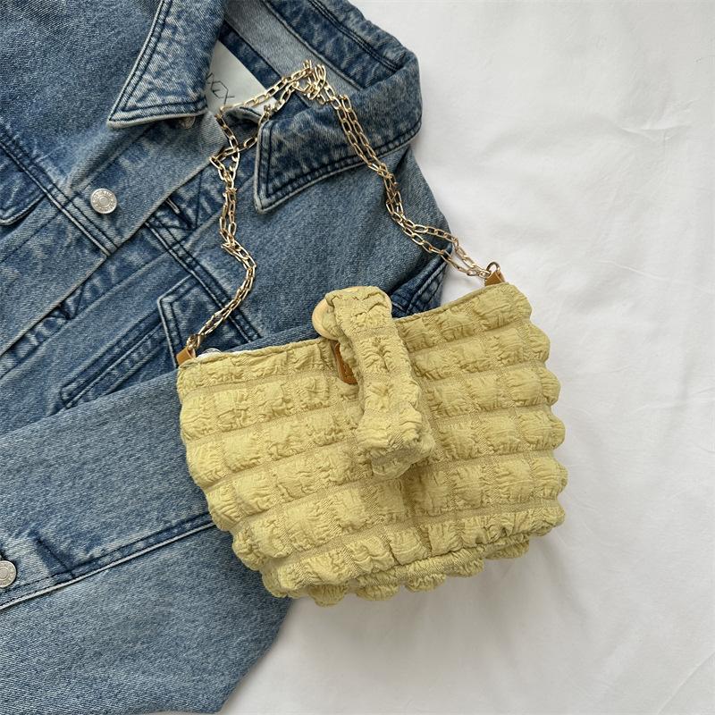 Small Fresh Bubble Bag 2025 Summer New Soft Checkered Armpit Bag Popular Fashion Simple Solid Color Handbag