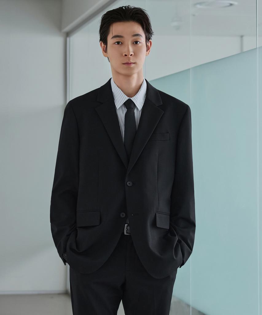 Musinsa Standard Relaxed Basic Blazer [Black]