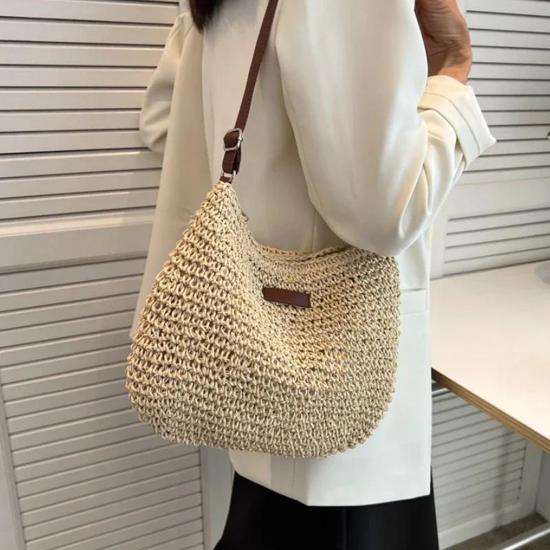 Designer Lässige Sommer Handgefertigte Rattan Schultertasche Stroh Gestrickte Geldbörsen und Handtaschen Damen Handtasche Umhängetaschen für Damen