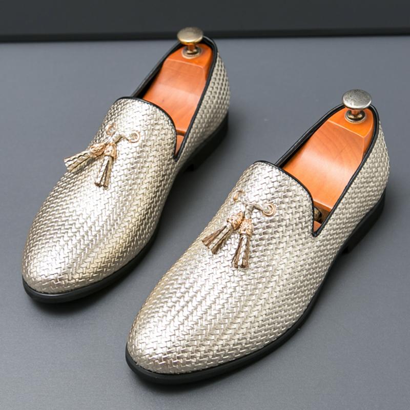 Fashion Luxury New Designer Men's Pointed Gold Tassels Patent Leather Shoes Male Casual Loafers Wedding Formal Dress Footwear Zapatillas