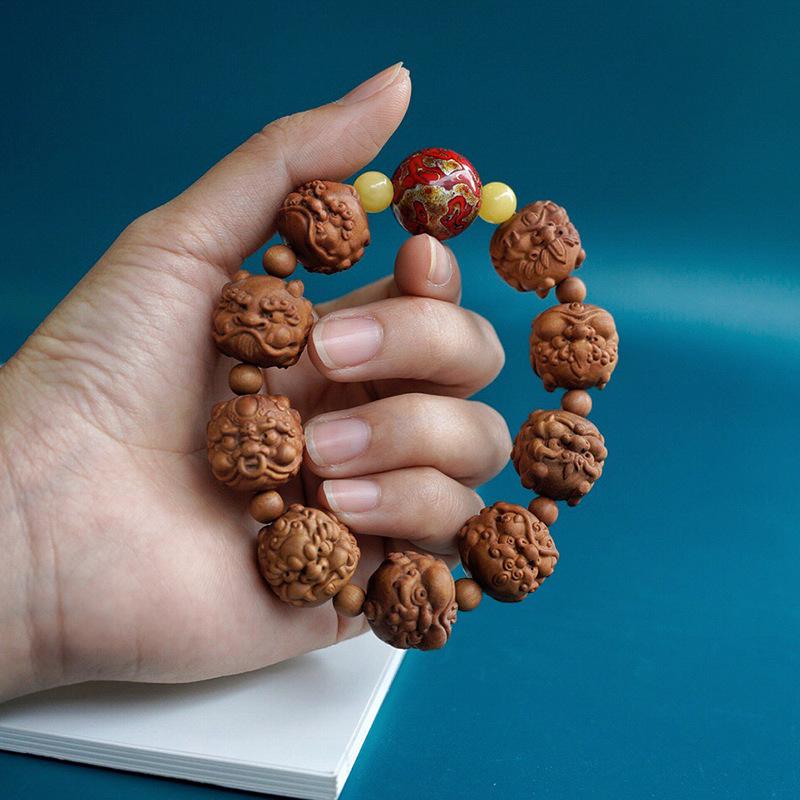 

Old Mountain Sandalwood Dragon Bracelet - Women s Prayer Beads, Literary Gift Pure Natural