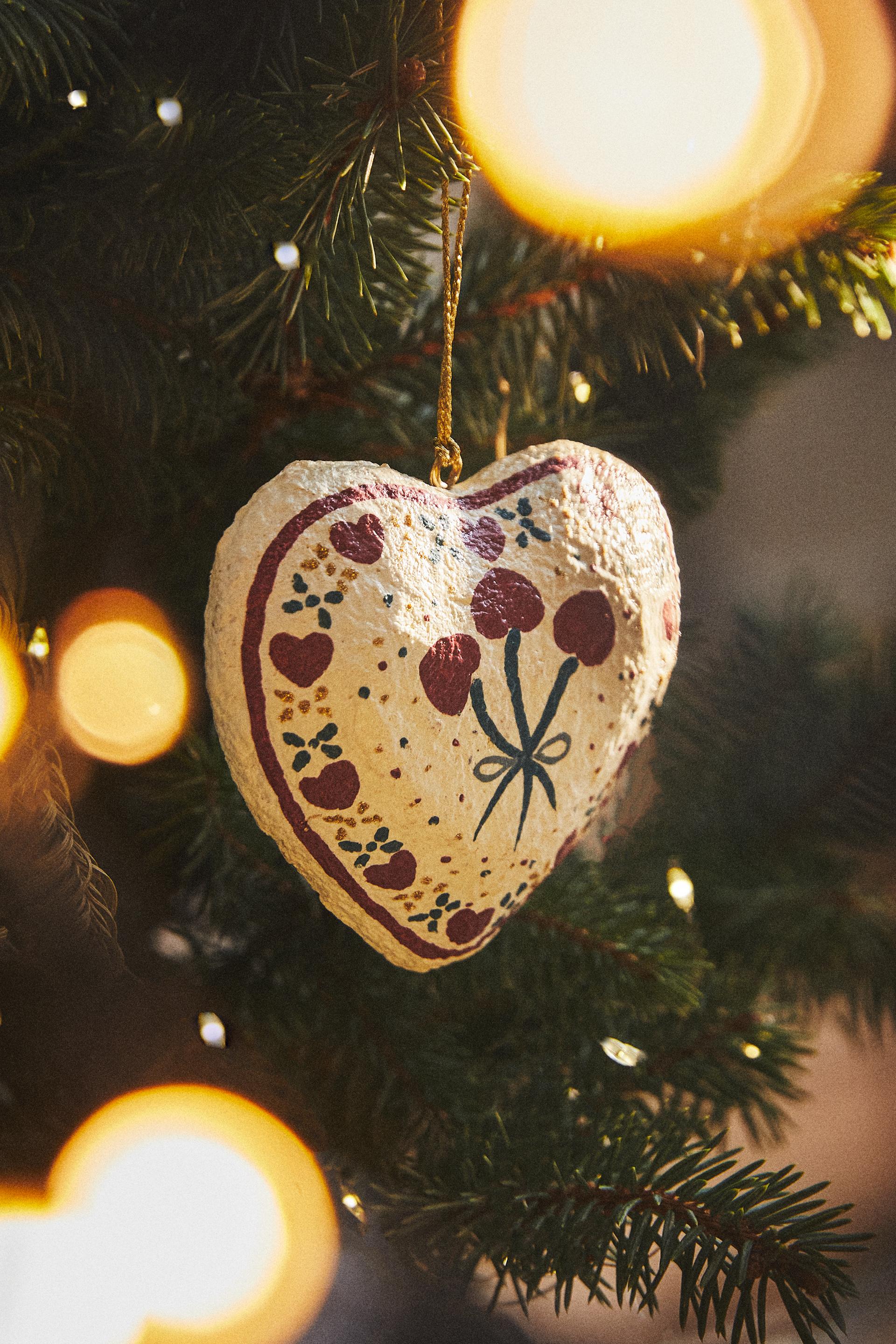 

СЕРДЦЕ ИЗ БУМАЖНОЙ МАШИНЫ РОЖДЕСТВЕНСКИЙ ОРНАМЕНТ