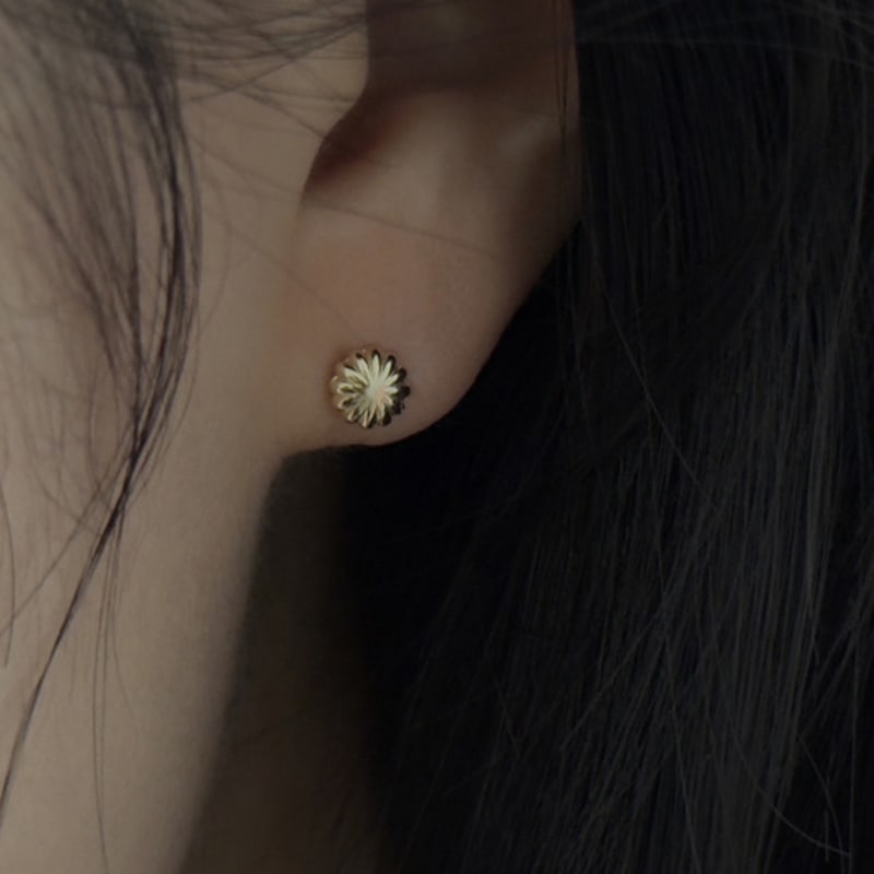 

Faye 14k Daisy earrings Rose Gold