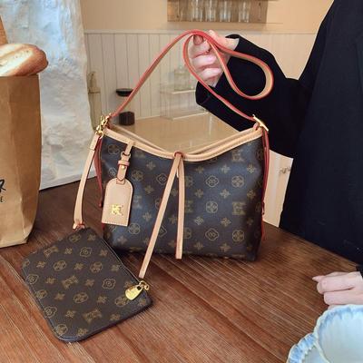 2025 Chic Monogram Color Block Large Capacity Retro Tote Bag