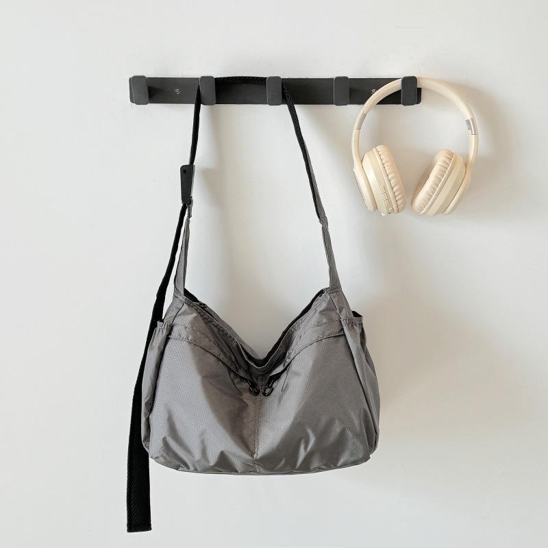 Market-6 Nieuwe Dames Tas Modetrend Crossbody tassen Hoge Kwaliteit Grote Capaciteit Schoudertas Draagbaar Sporten Woon-werkverkeer gray