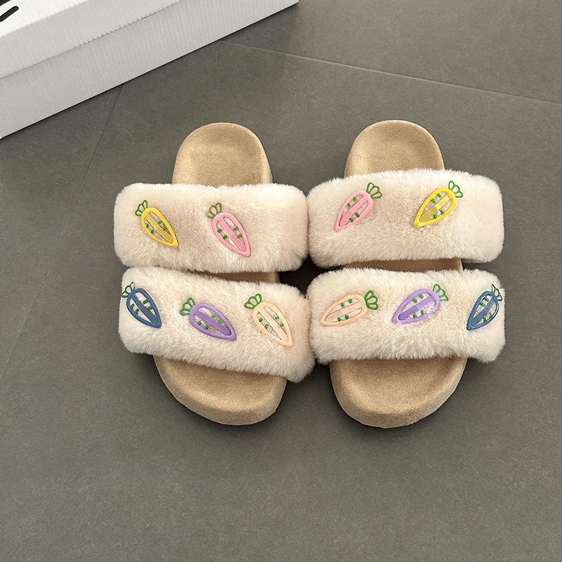 

Милые повседневные пушистые тапочки с открытым носком для женщин, для ношения осенью и зимой, модные мультяшные тапочки из хлопка с морковкой для дома на одно слово 40 белый