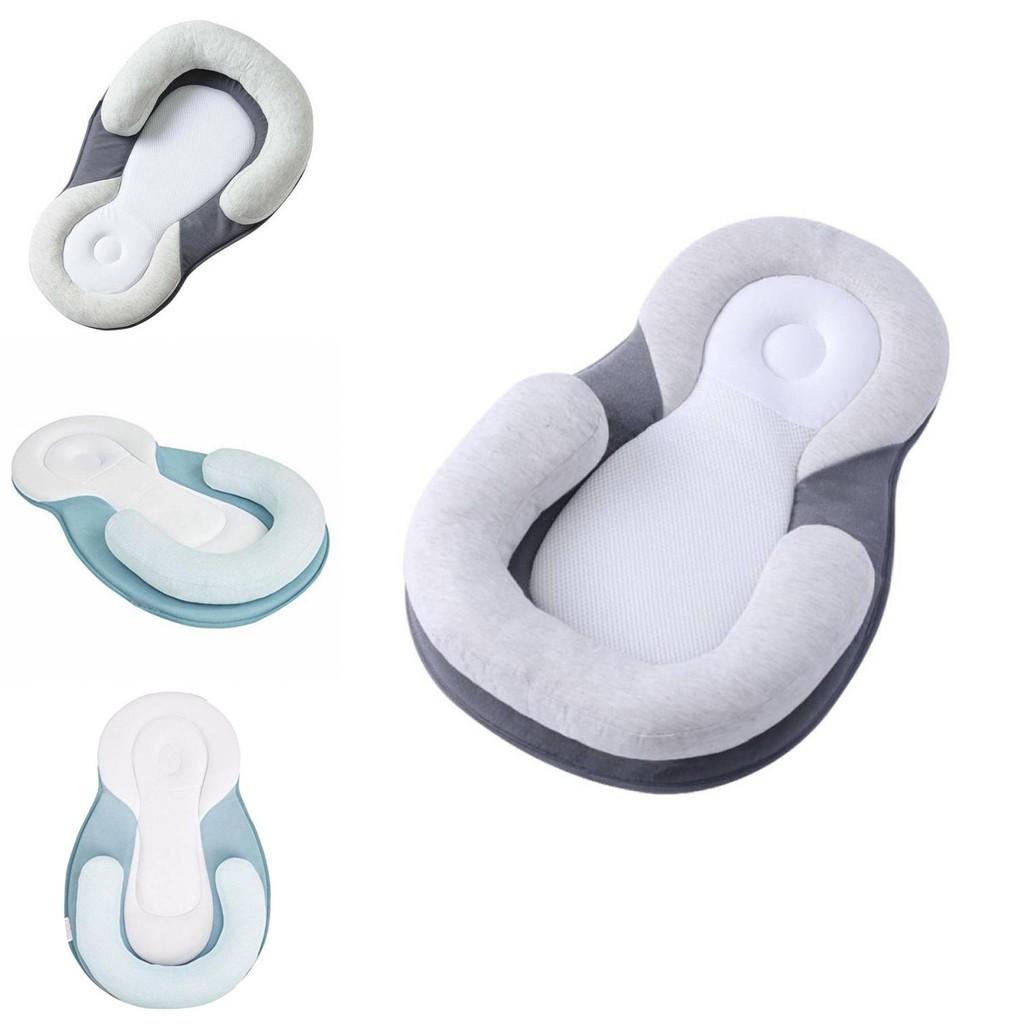 Tvarovací polštářek pro novorozence s designem proti převalování pro podporu spánku kojenců