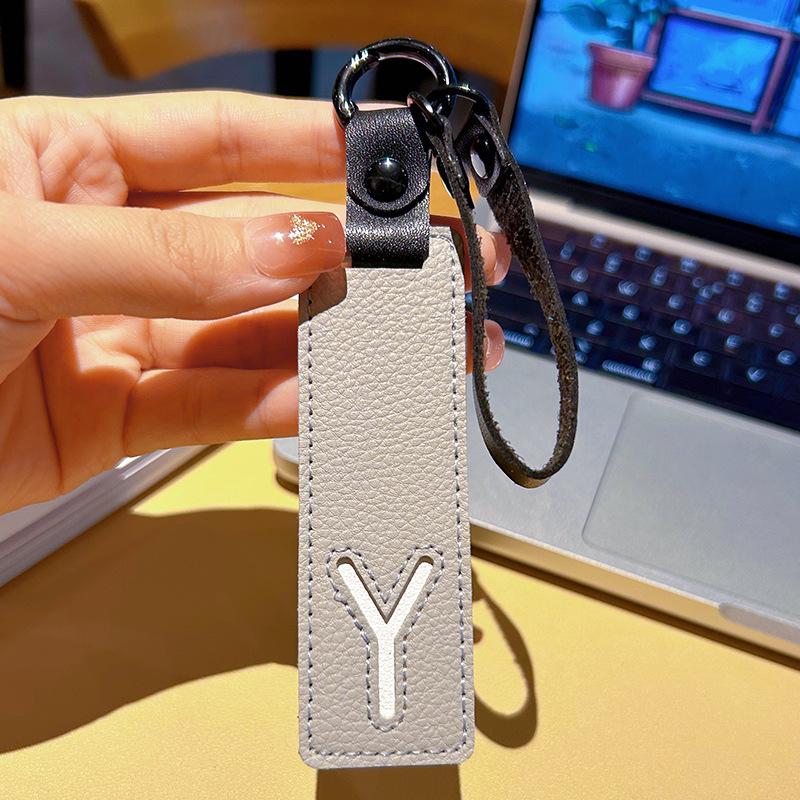 Leather Alphabet Keychain Tags for Car Ornaments & Luggage