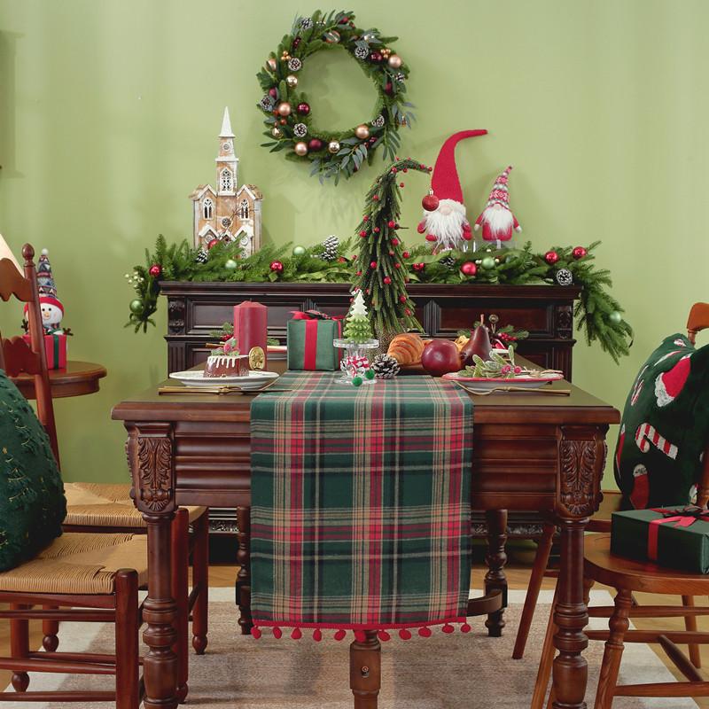 Checkered Table Runners Tablecloth Plaid Fabric with Tassels Gingham for Table Outdoor Indoor Wedding Birthday Party Christmas