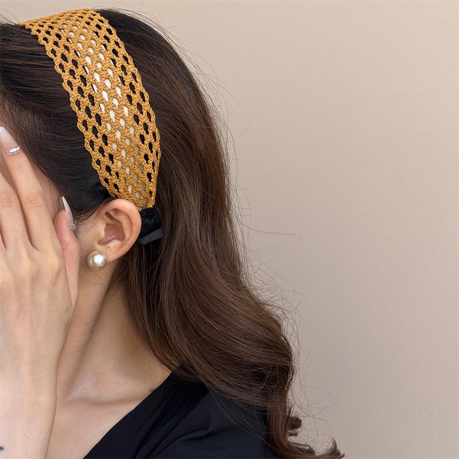Fascia per capelli intrecciata a tinta unita a tesa larga della celebrità di internet, fascia per capelli bohémien, accessorio per capelli con atmosfera dolce francese