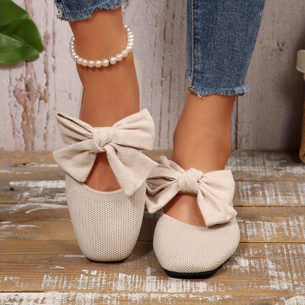 Ladies' Breathable And Lightweight Slip-On Flat Shoes with a Bow Decoration In Larger Sizes., Women Shoes