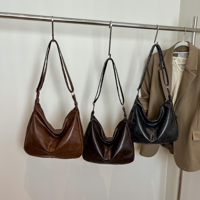 Dumpling Retro Crossbody Bag Stylish Square Bag Women Zipper Closure Casual Use