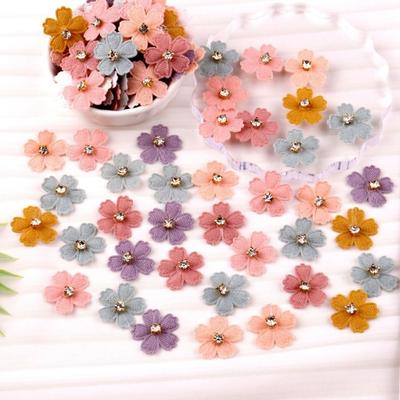 50 pièces Applique Fleur avec Strass pour Vêtements Chapeau Patchs à Coudre DIY Headwear Pinces à Cheveux Décorations Nœuds Accessoires