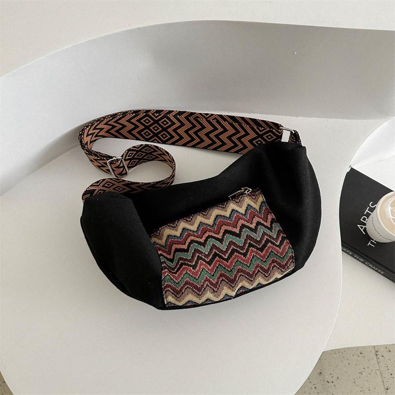 Stylish Tribal Canvas High Capacity Leisure Bag 2024 New Korean Winter Striped Fanny Pack Shoulder Crossbody Bag Coffee
