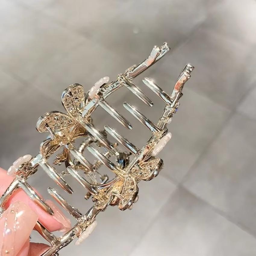 1 Pcs Metal Hair Claw Pearl Hairpins Vintage Style Silver Hair Claws Barrettes for Women Girl Hair Clip Rhinestone Accessories