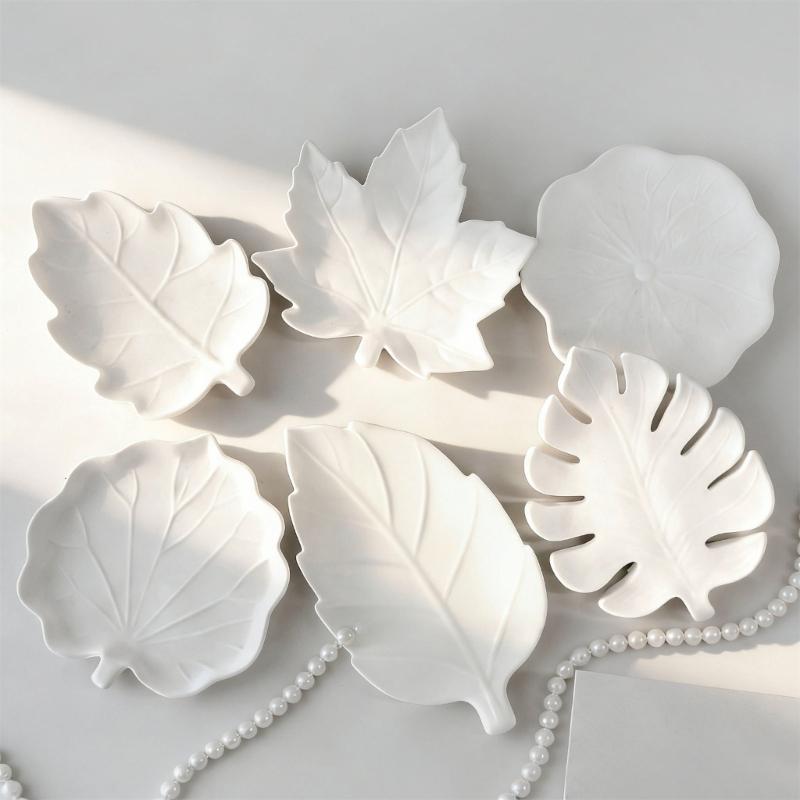 Flexible Food Grade Silicone Leaf Shaped Mould For Crystals Epoxy Art Projects