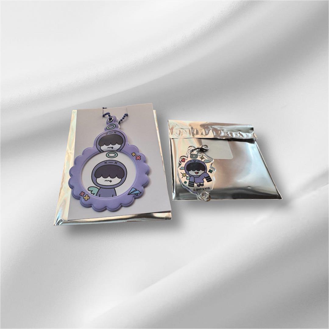 

[Б/У] TXT Connecting Acrylic Charm Humunyarin Cover Key Link