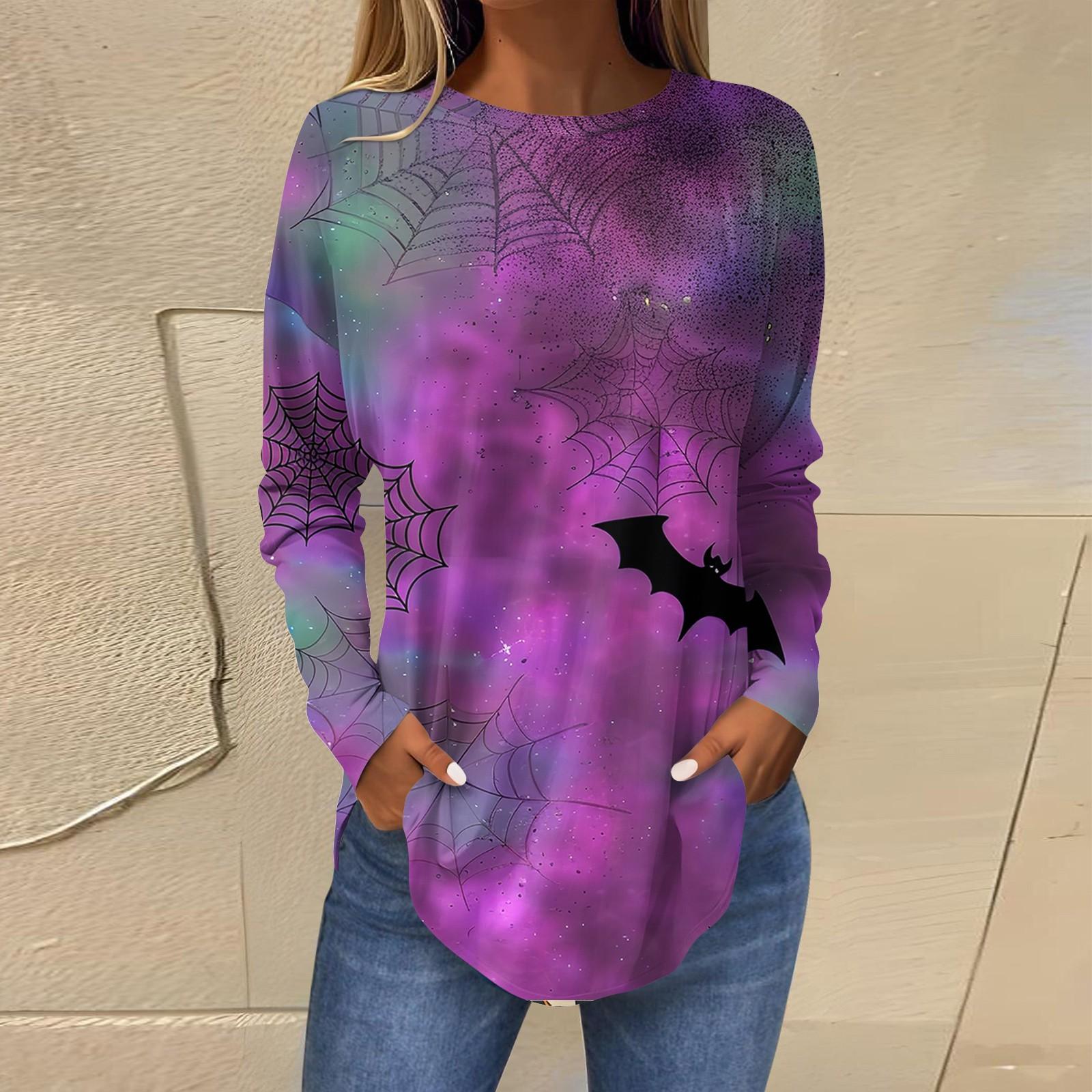 Женская свободная футболка с длинным рукавом с круглым вырезом и принтом — фото 10