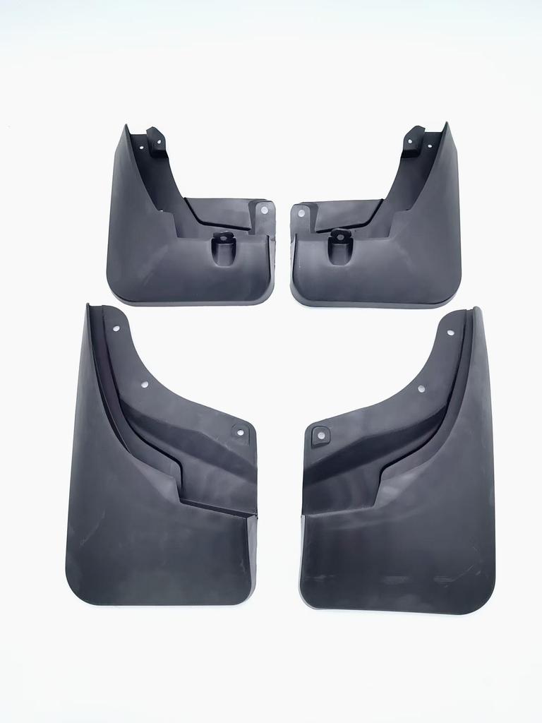 23 Land Rover Defender 130 Mudguards - All-Terrain Tire Protection